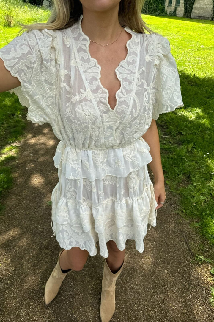 BYIC - Ellinoric Lace Layer Dress - vw Vintage White Kjoler 