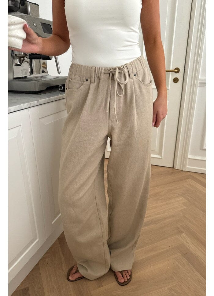 Forudbestilling - BYIC - Karlaic Pants - sand Sand Bukser 