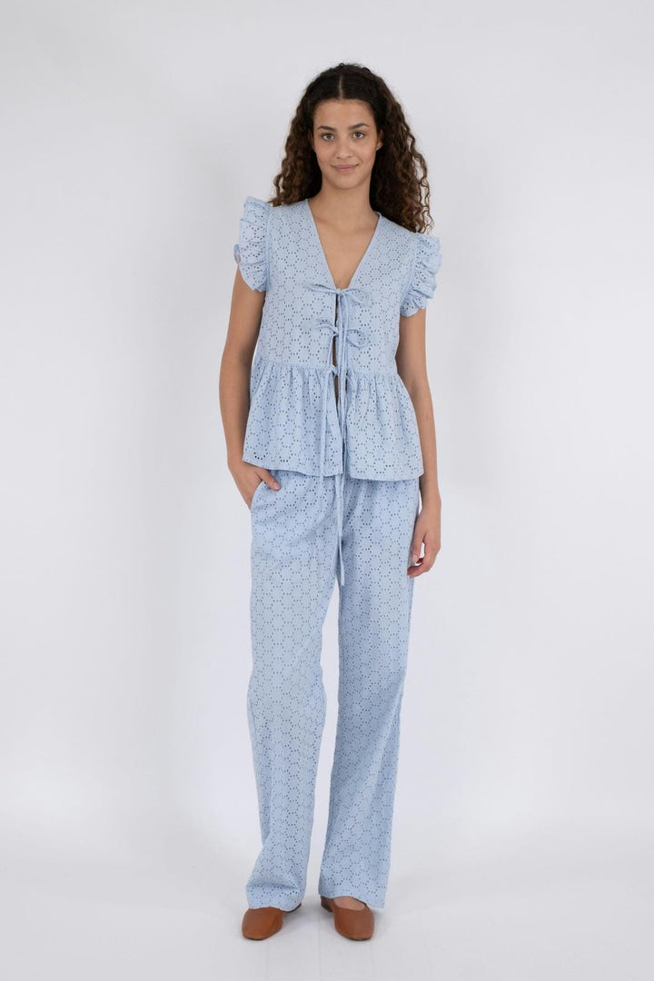 Neo Noir - Claira Broiderie Pants - Light Blue