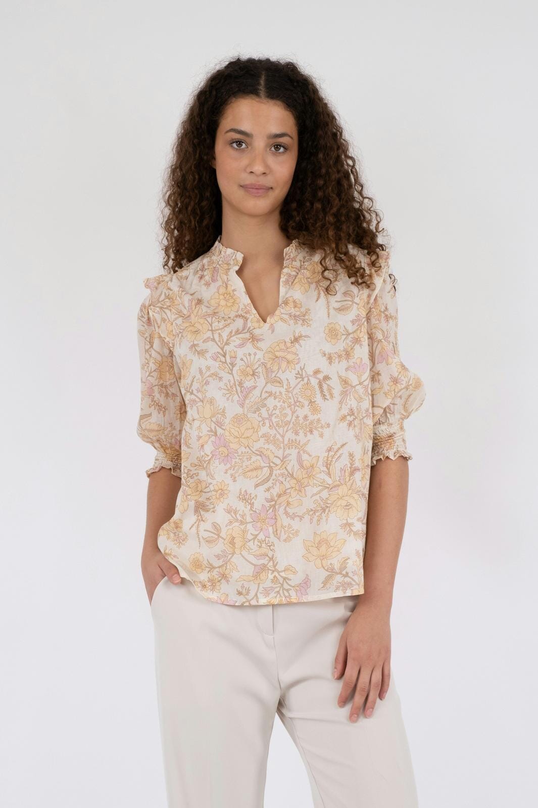 Neo Noir - Davina Rose Field Blouse - Dusty Yellow