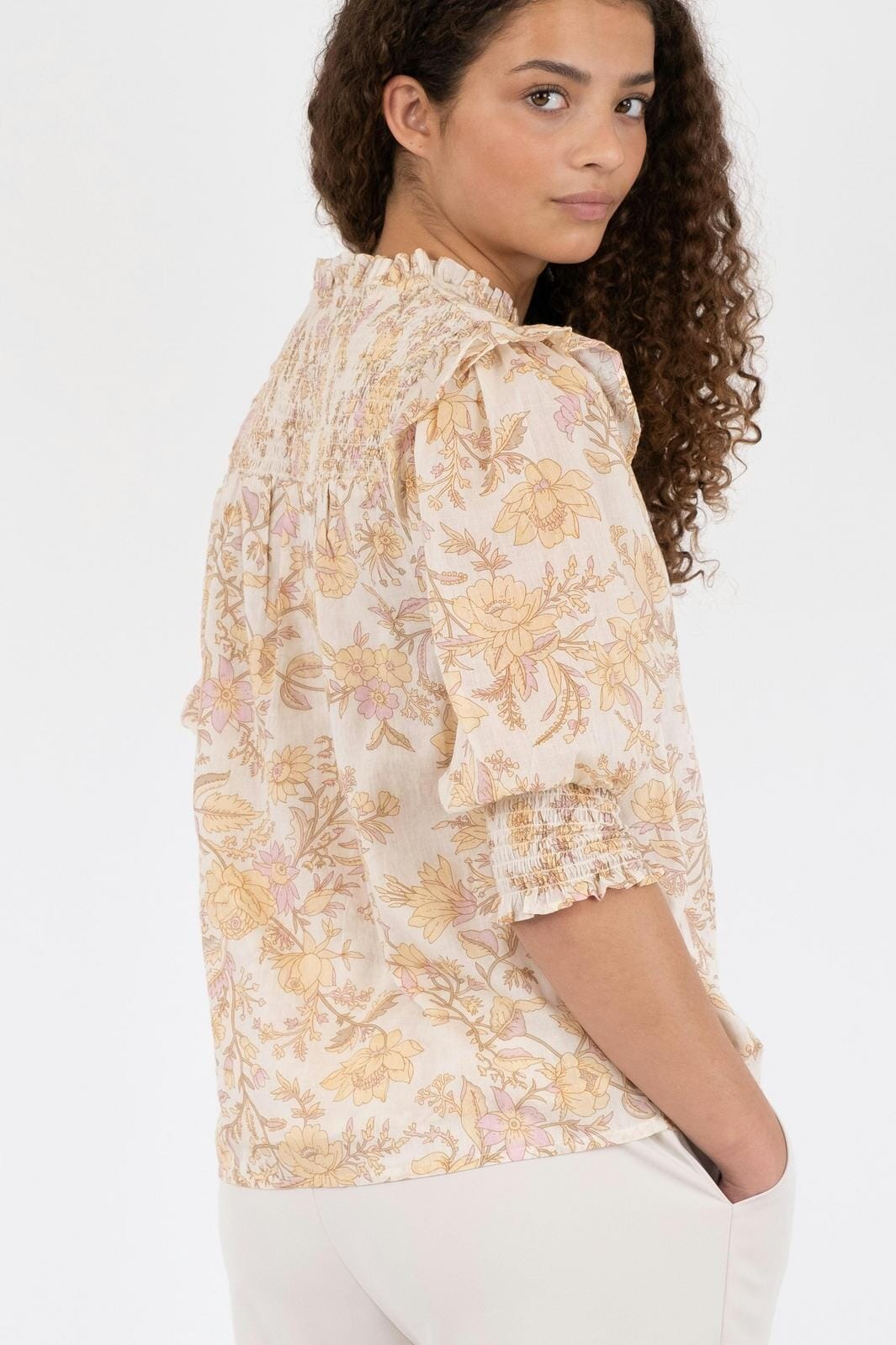 Neo Noir - Davina Rose Field Blouse - Dusty Yellow