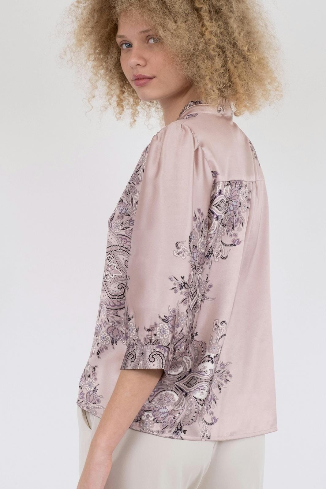 Neo Noir - Roselle Paisley Border Blouse - Dusty Rose