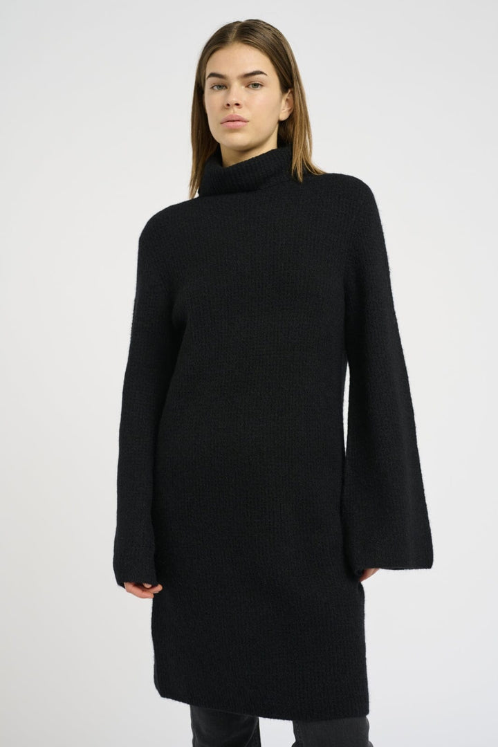 Gestuz - Alphagz Rollneck Dress - 100017 Black Kjoler 