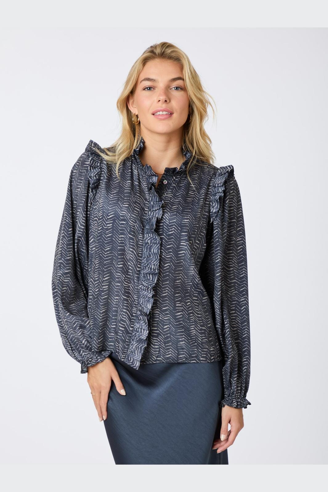 Neo Noir - Gemmi Zigzag Duo Blouse - Midnight Blue