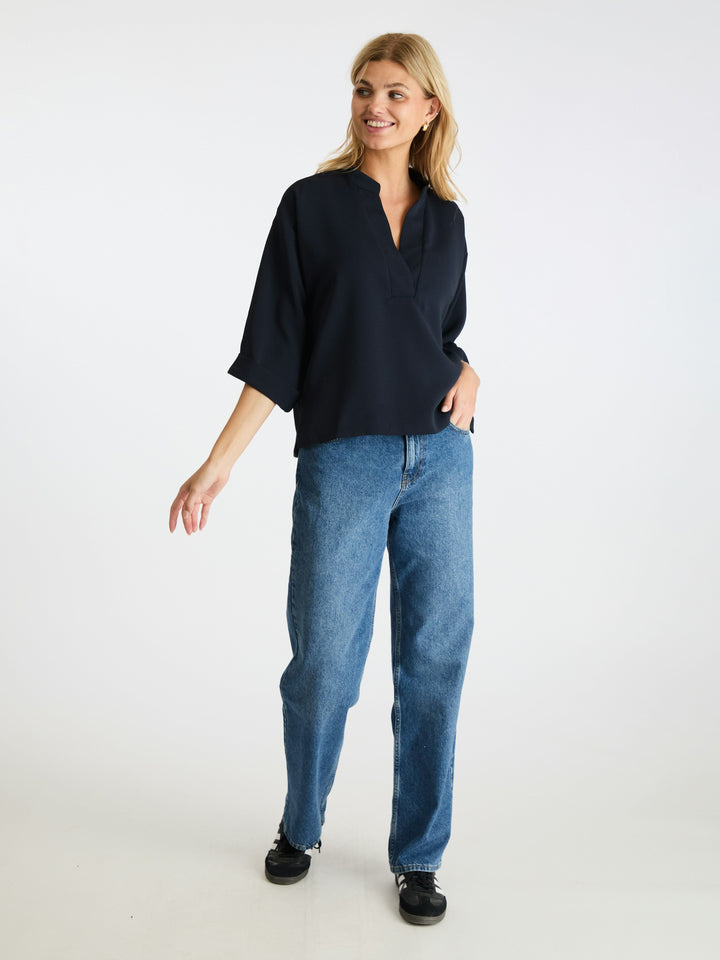 Neo Noir - Luma Crepe Blouse - Navy