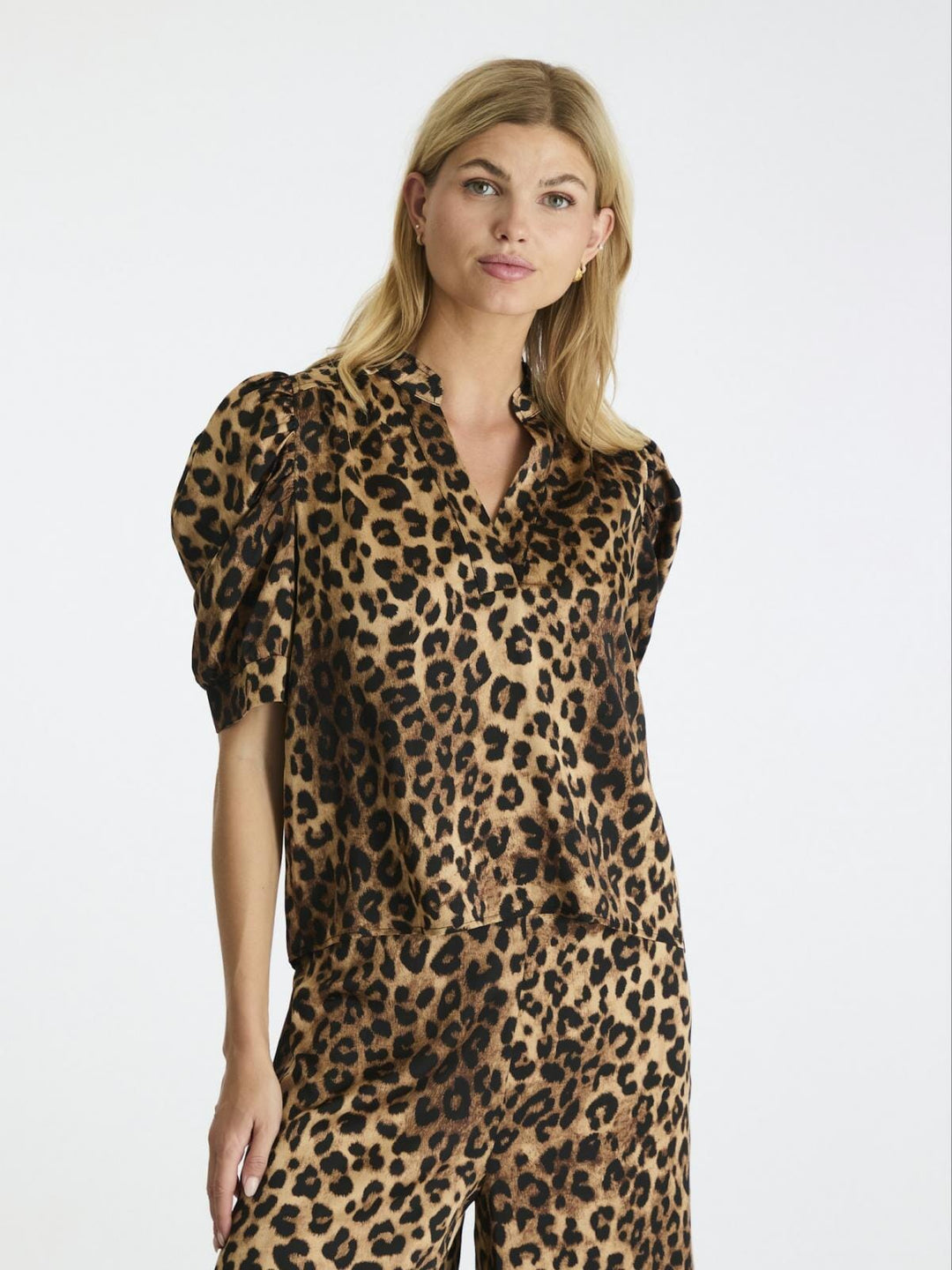 Neo Noir - Roella Leo Blouse - Leopard T-shirts 