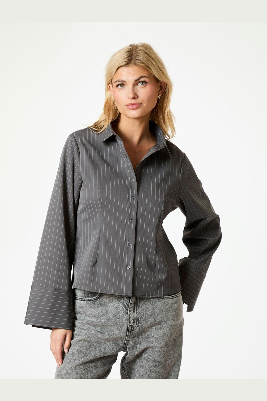 Neo Noir - Rosa Pinstripe Shirt - Grey