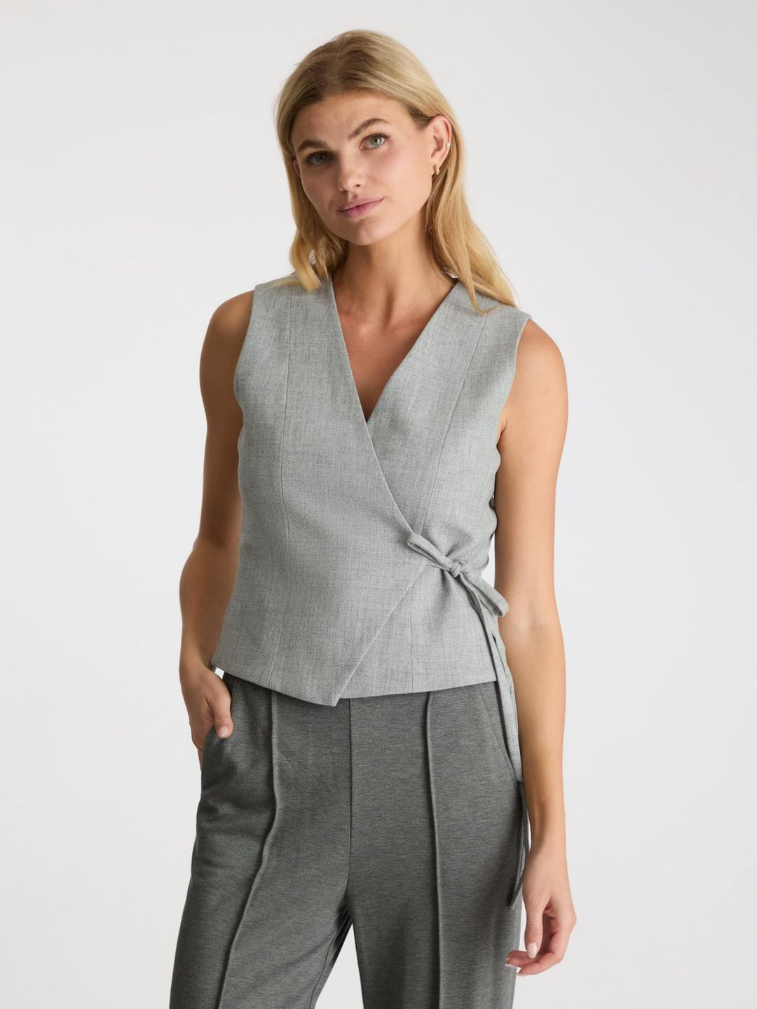 Neo Noir - Samara Wrap Waistcoat - Grey Melange Veste 