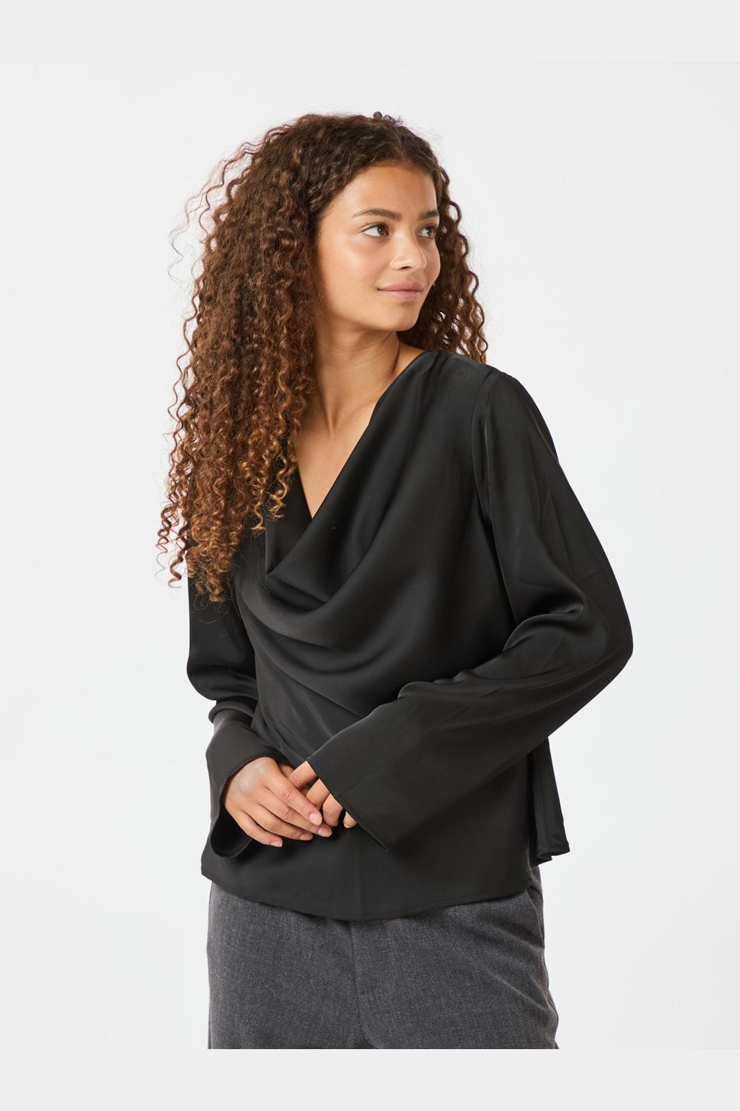 Neo Noir - Vallista Soft Satin Blouse 163844 - Black