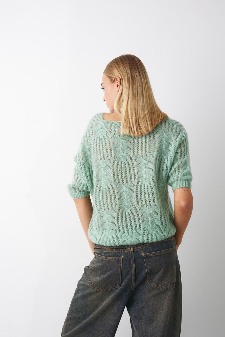 Noella - Jia Knit - 1032 Soap Green Strikbluser 