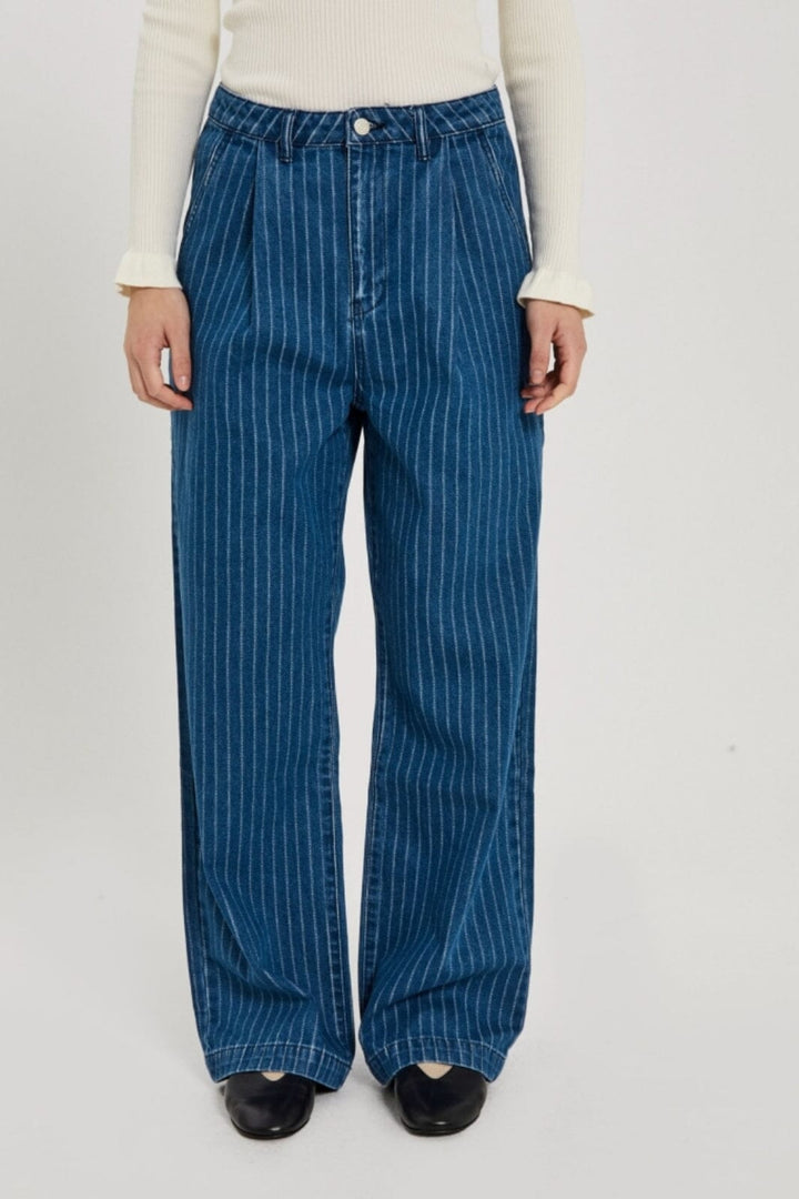 Norr - Kenzie Pleat Wide Jeans - Clear Blue W. Stripes Bukser 