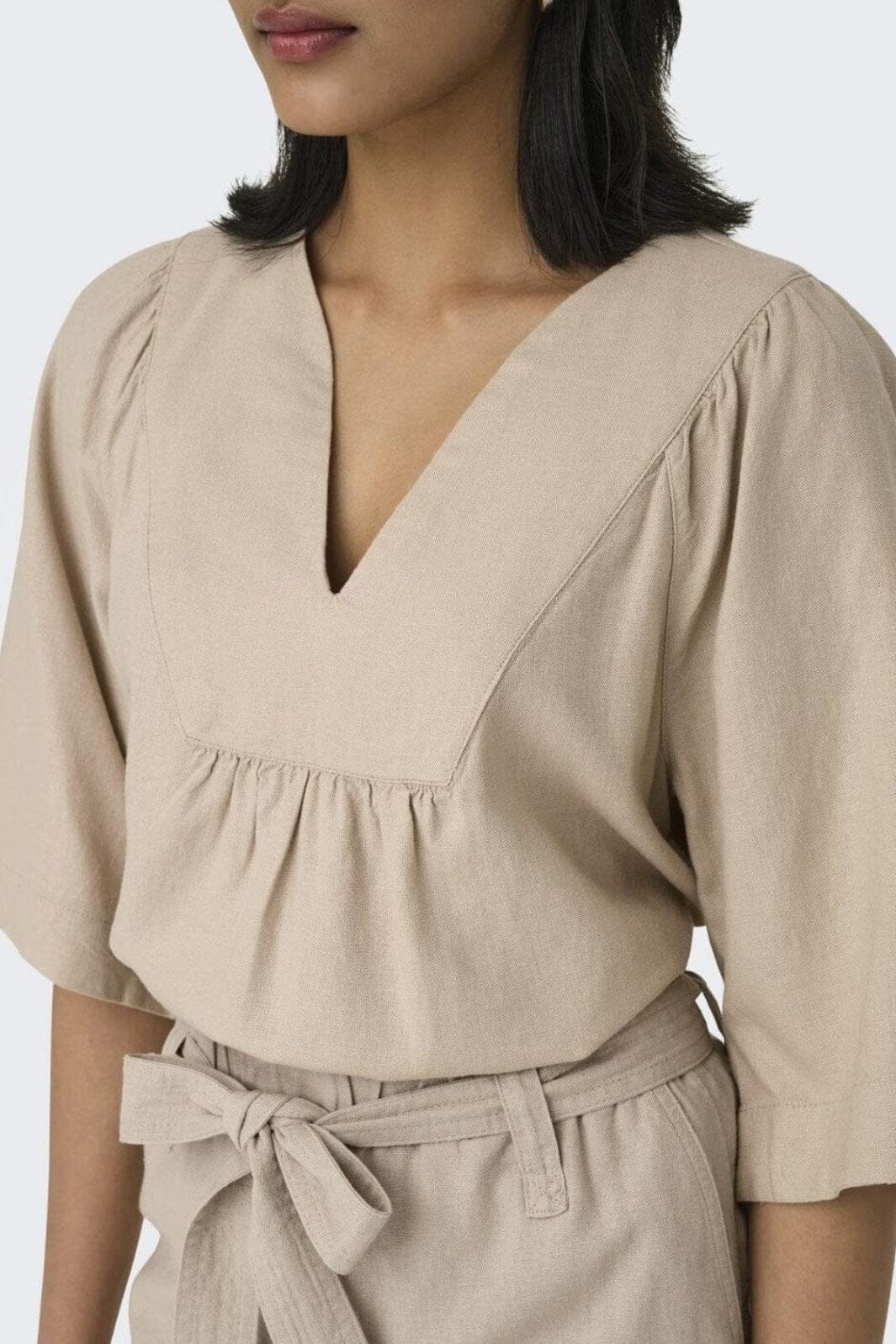 Only - Onlcaro 2/4 V-Neck Linen Bl Top Cc - 4726721 Oxford Tan