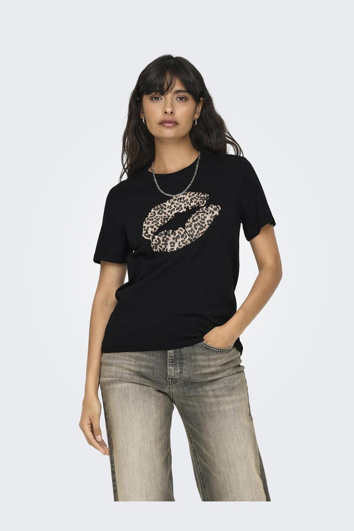 Only - Onlola S/S Reg Tee - 4734990 Black Leo Lips