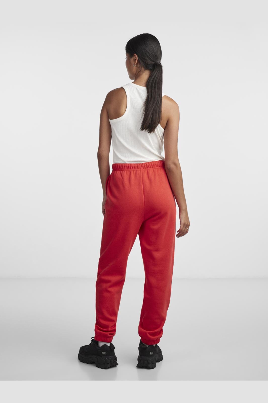 Pieces - Pcchilli Sweat Pants - 4252589 Poppy Red