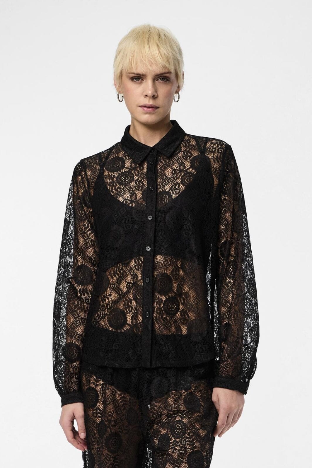 Pieces - Pcolline Ls Lace Shirt - 4633986 Black Skjorter 