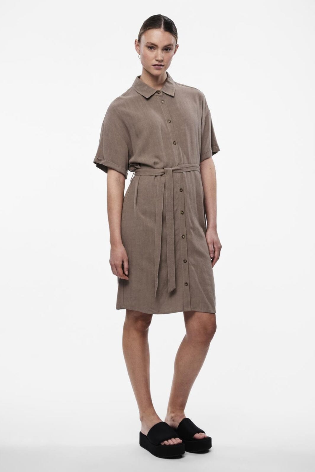 Pieces - Pcvinsty Ss Linen Shirt Dress - 4385139 Fossil Kjoler 