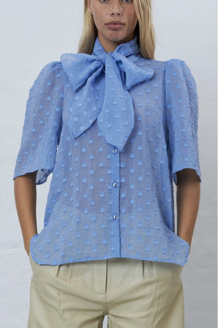 Stella Nova - Shortsleeved Bow Shirt - 316 Summer Blue Bluser 