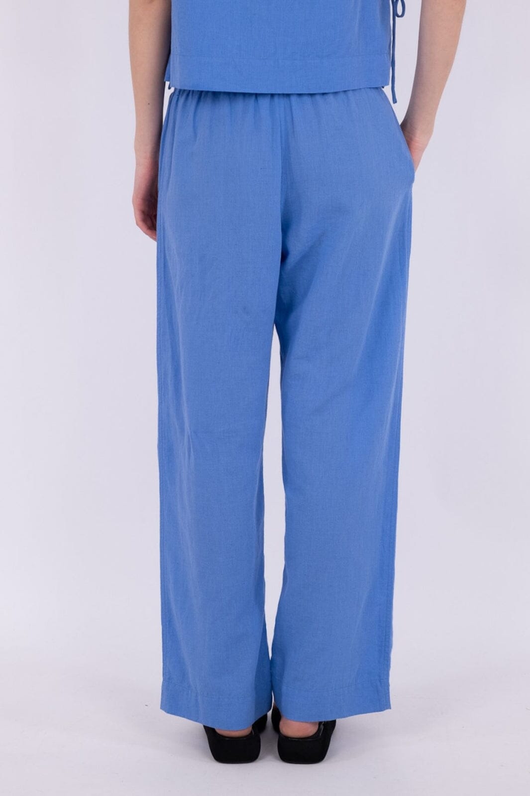 Forudbestilling - Neo Noir - Sonar Linen Pants - Dusty Blue (Juni) Bukser 